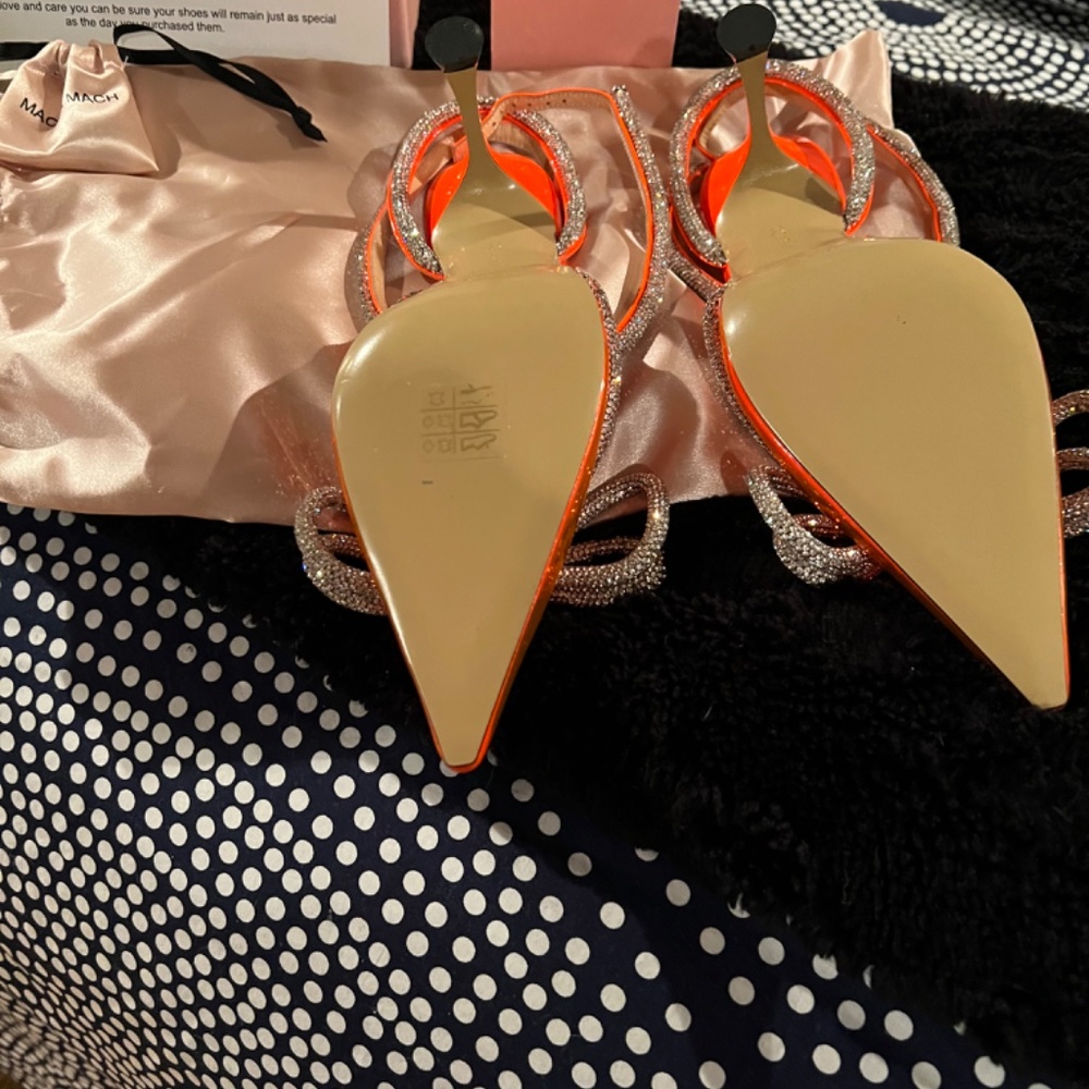 Heels - Picture 2 of 4